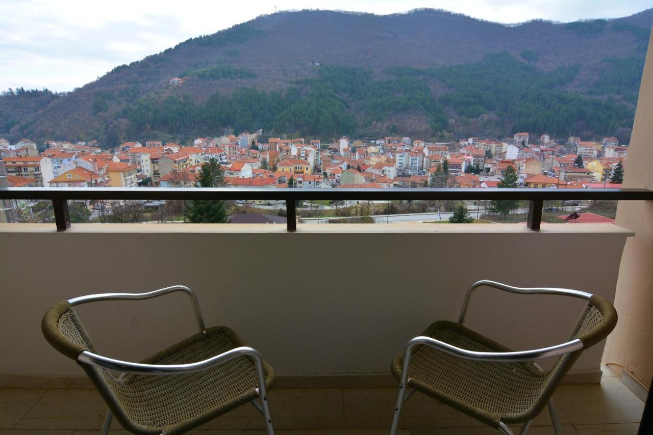 King Alexander Hotel Florina Ngoại thất bức ảnh